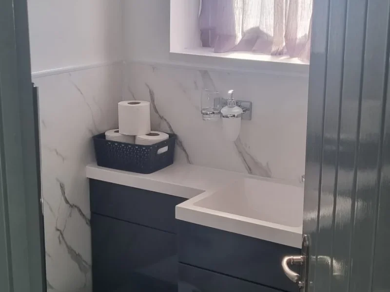 Bathroom in a rent to rent property Bathroom in a rent to rent property